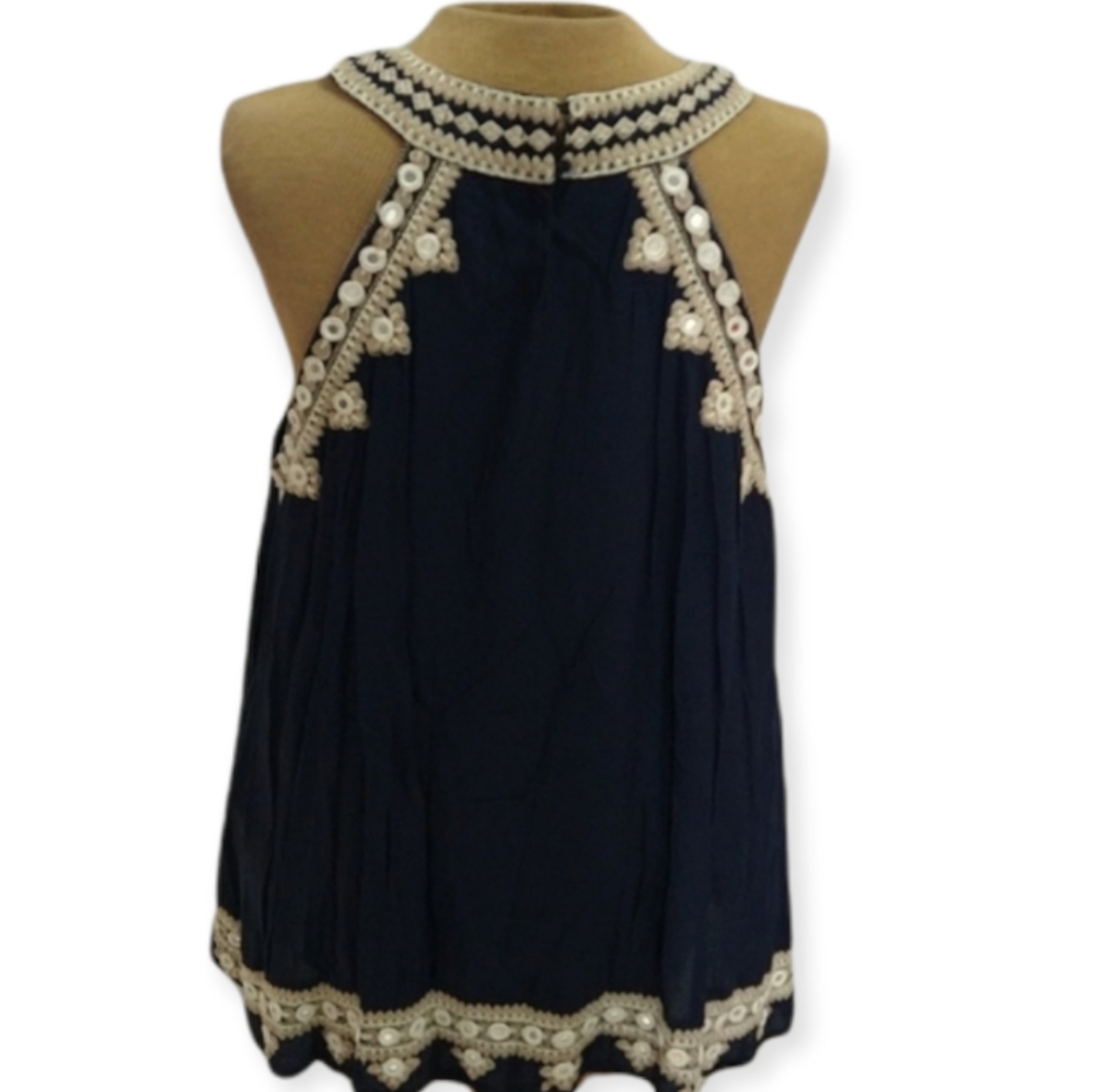 Saftire Embroidered Sleeveless Blouse - Picture 3 of 6